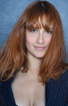 Gwendolyn Gourvenec as 