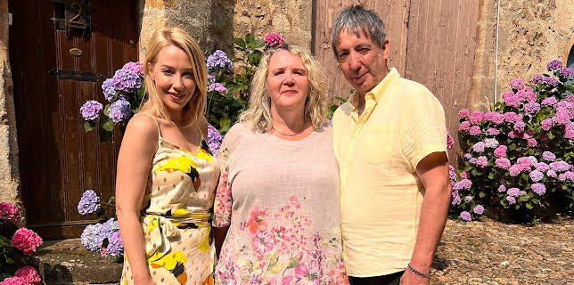 6:00 PM: A Place in the Sun | Channel 4 | 12/9 2025