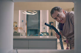 Man Vs Bee: Kapitel 5