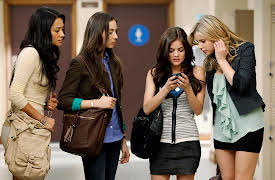 Pretty Little Liars: The Complete First Season: The Jenna Thing