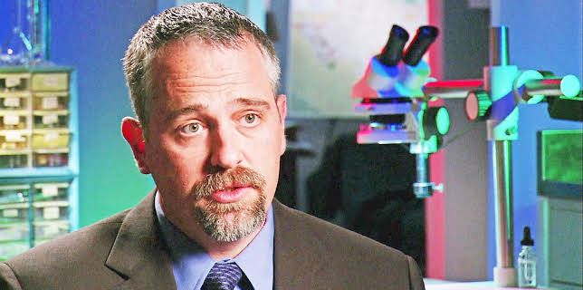 04:30: Medical Detectives - Geheimnisse der Gerichtsmedizin | VOX | 12/14 2025