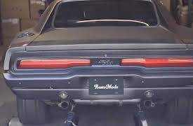 Motorhead Garage TV: A Parade of Aftermarket Parts