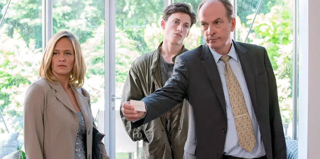 22:50: Die Kanzlei (15) | Radio Bremen | 12/17 2025