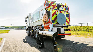 2:50 PM: Grace's Amazing Machines (S1) | Cbeebies | 8/5 2026