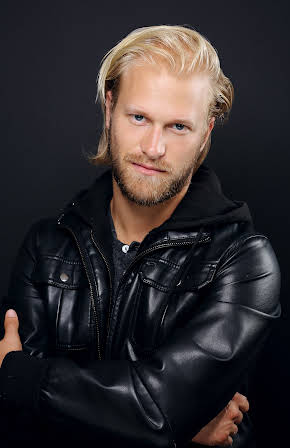 Joshua Murdoch as Phillip