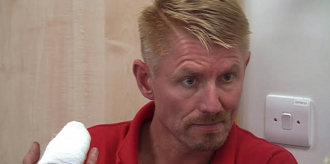 1:15 AM: 24 Hours in A&E | More 4 | 2/3 2026