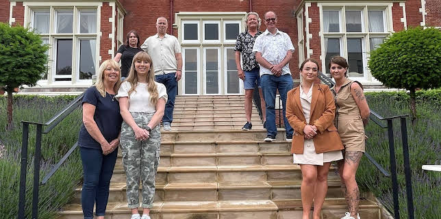 7:25 PM: Four in a Bed | More 4 | 11/20 2025