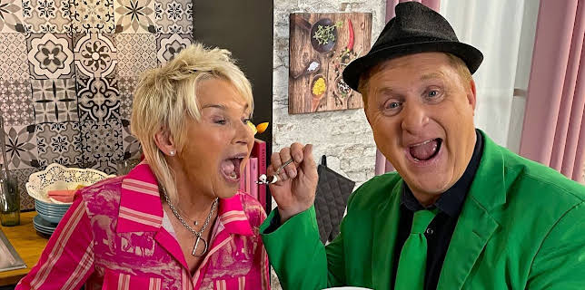 00:30: Wohnzimmer-Comedy - Mit Dui do on de Sell | SWR Fernsehen BW | 3/11 2026