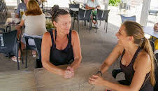 Bargain-Loving Brits in the Sun (S11 E16)