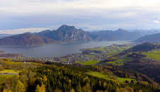 Das Salzkammergut - Hohe Berge, klare Seen, weißes Gold