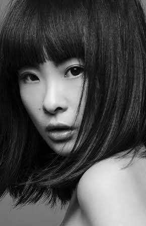 Chacha Huang as 