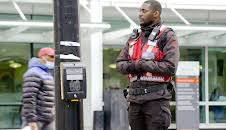 Shoplifters & Scammers: At War... (S1 E7)