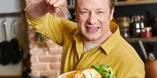 16:55: Jamie’s One Pan Wonders (S1 E1) (S1) | TV8 | 2/22 2026