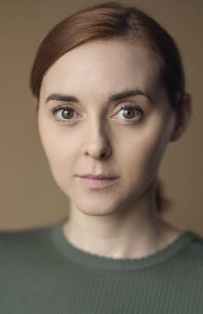 Evelyn Hoskins as 
