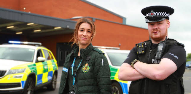 9:00 PM: 999: Emergency Call Out (S1 E2) (S1) | 5 Star | 11/30 2025