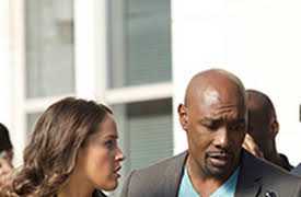 Rosewood: 17. Silkworms Y Silencio