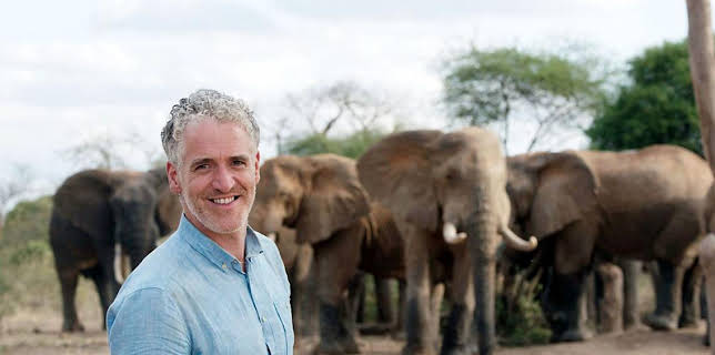 Gordon Buchanan: Elephant Family & Me
