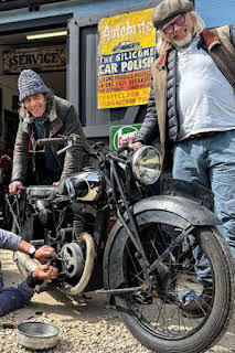 20:33: Equipo de restauradores: Angie y Jon | Discovery | 4/11 2026