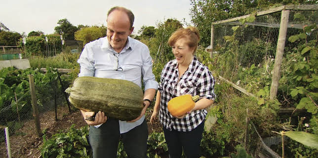 3:50 AM: Couples Come Dine with Me | Channel 4 | 11/7 2025