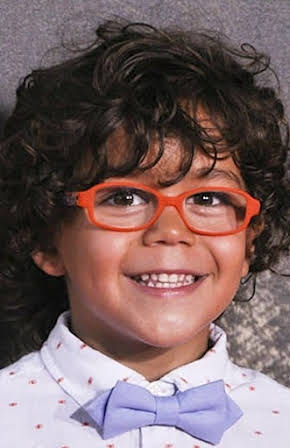 Iván Chavero as 