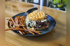 Guy's Grocery Games: Guy Cooks the Games, Season 1: Guy Cooks the Games: Burgers