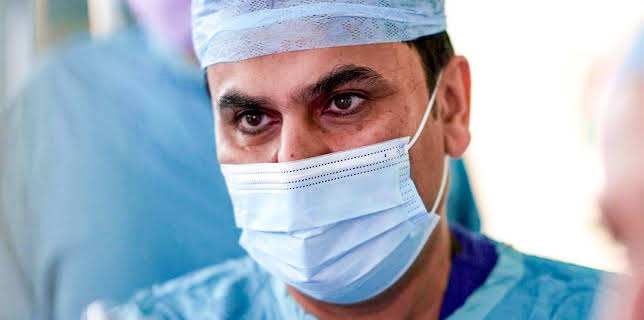 11:05 PM: Surgeons: A Matter of Life or Death (S2 E5) (S2) | Channel 5 | 12/9 2025