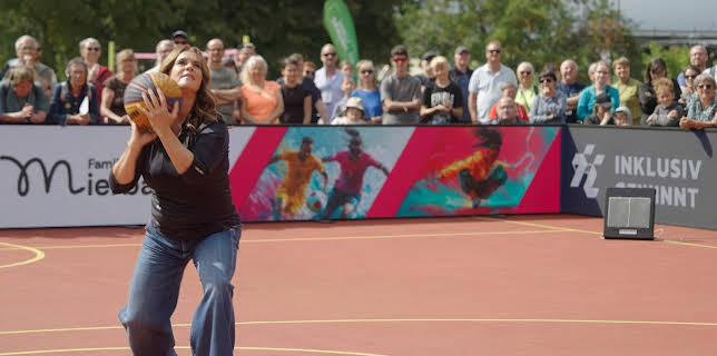 00:15: Being Katarina Witt | MDR Fernsehen | 2/4 2026