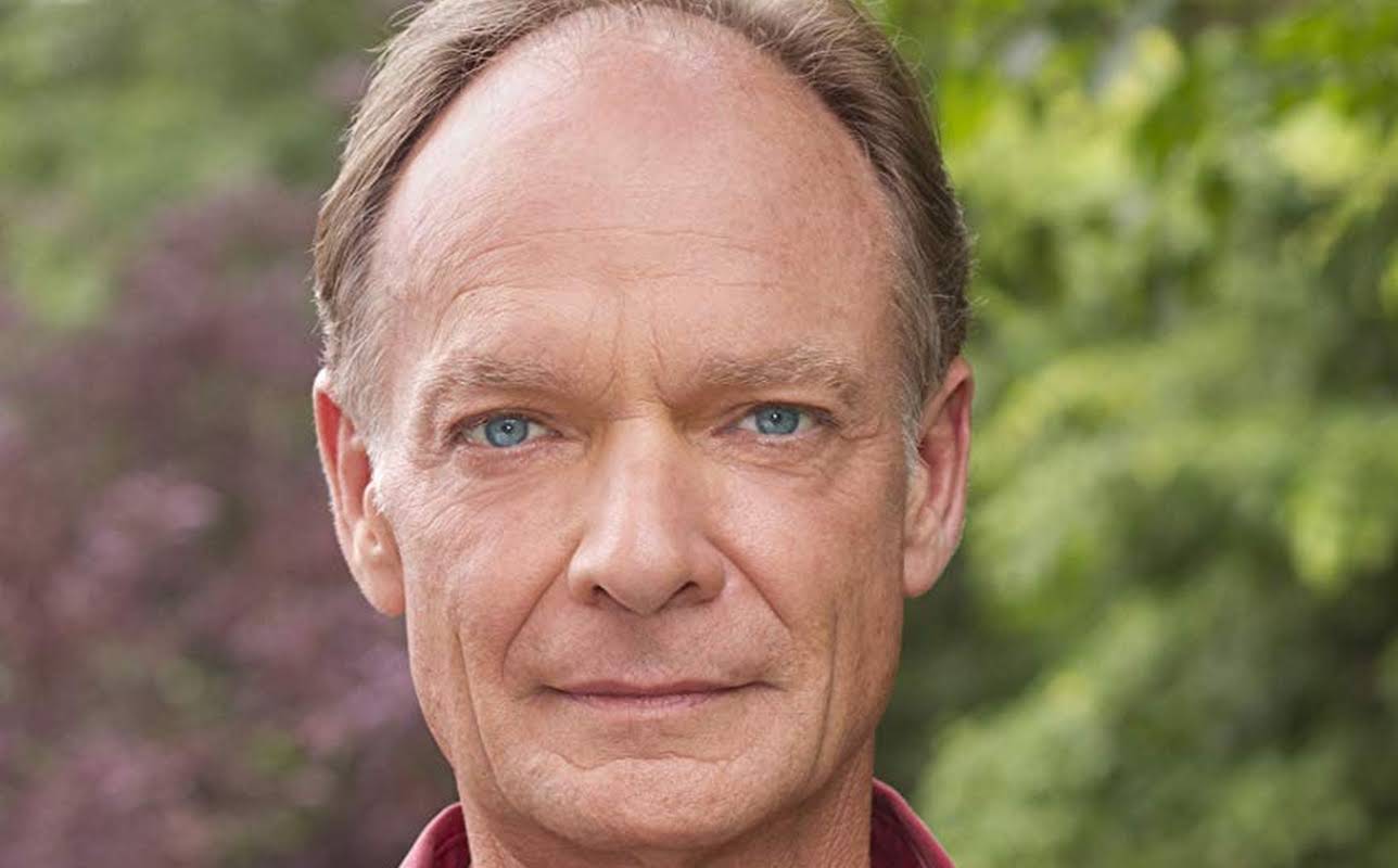 Carl Burrows