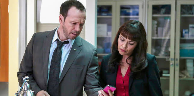 1:05 PM: Blue Bloods (S4 E4) (S4) | 5 USA | 11/16 2025