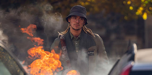 04:25: Last Light (S1 E2) (S1) | Viasat Series | 12/21 2025