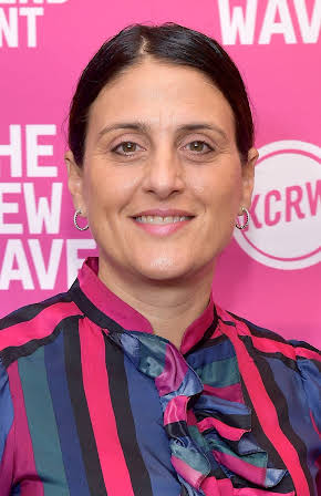 Pamela Abdy as Diane Barnett