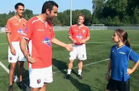 One Minute Sports Clinic: Season 1: Soccer: Dribbling (Level 2)