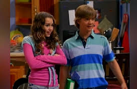 Hannah Montana Volume 1: She's a Super Sneak