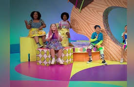 Ukulele U Musical Playhouse: Friends