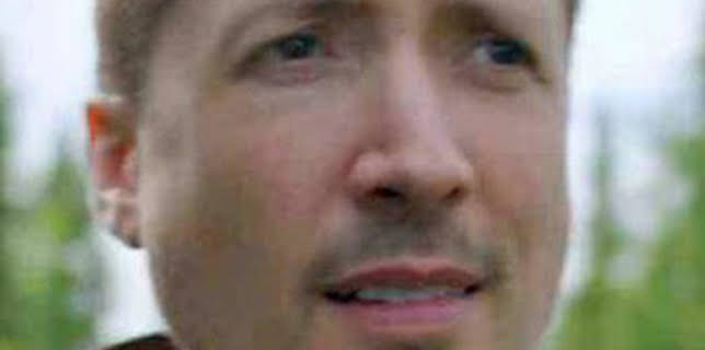 04:09: El triángulo de Alaska: La cabaña embrujada y los gigantes | Discovery Max | 2/22 2026