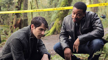 03:26: Grimm (T1): Ep.10 Polvo de órganos | SYFY | 8/24 2025