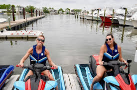 Cheap A$$ Beach Houses: Fun Times and Bad Decisions