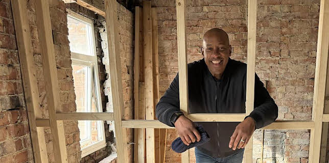 11:30 AM: Homes Under the Hammer (S28) | BBC One | 1/18 2026