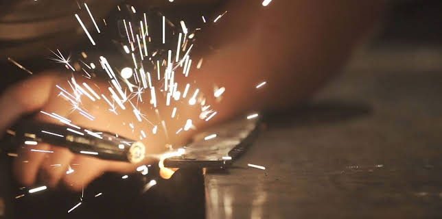 16:30: Wettkampf der Waffenschmiede | Kabel Eins Doku | 12/19 2025