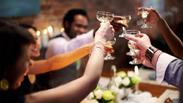 6:00 PM: Celebrity Come Dine with Me | 4 Seven | 10/30 2025