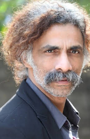 Makarand Deshpande as 