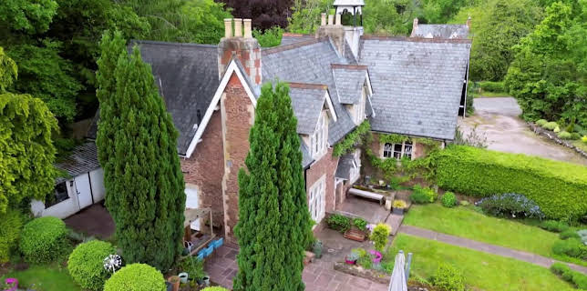 14:55: En plats på landet (S32 E18) (S32) | TV8 | 11/22 2025