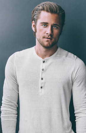 Luke Benward as 