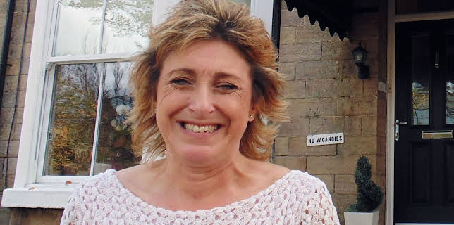 2:40 PM: Four in a Bed | More 4 | 1/19 2026