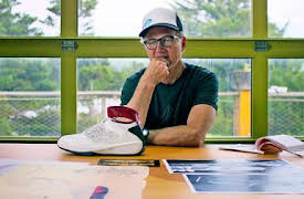 Abstract: The Art of Design: Skodesign – Tinker Hatfield
