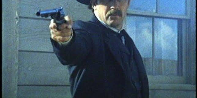 Wyatt Earp (1994)