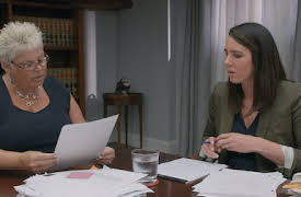 Den fjärde rättegången: Kapitel 5: Dolda kopplingar