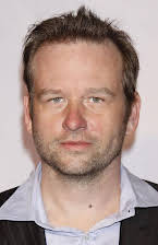 Dallas Roberts som 