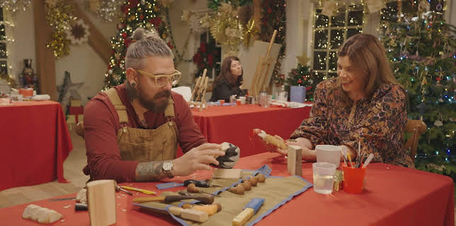 4:00 PM: Kirstie's Handmade Christmas | Channel 4 | 12/16 2025
