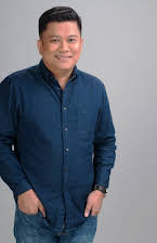 Theodore Boborol som Director